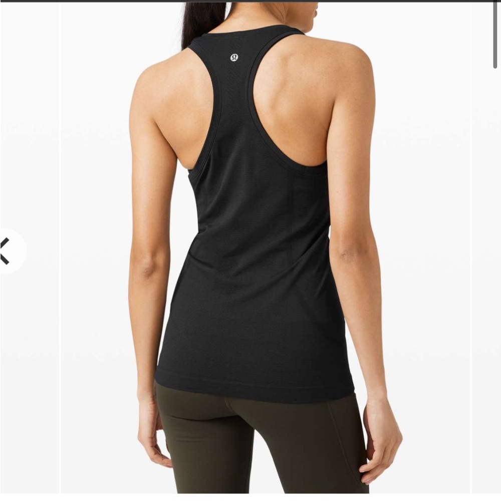 Lululemon Swiftly Tech Racerback 2.0
Black / Black -  12